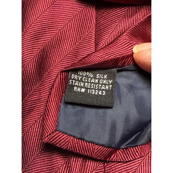 Tie Bar Herringbone Wish Burgundy Maroon Traditional Tie - Picture 3 of 5